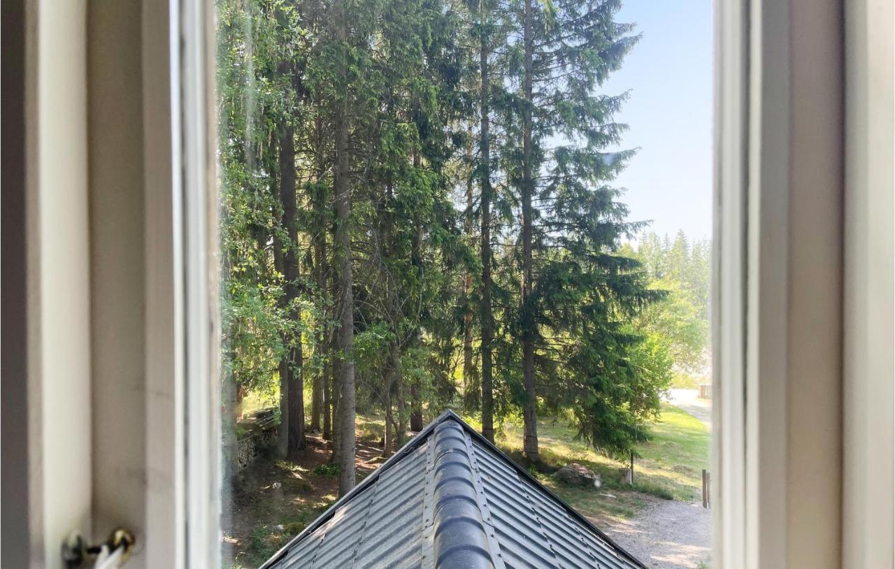 Cozy Home In Oerebro With Wifi Exteriör bild